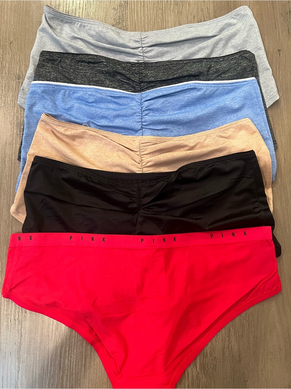 *NEW* VS VICTORIA'S SECRET SZ SM OS
Lot of 29 pairs - Picture 3 of 4